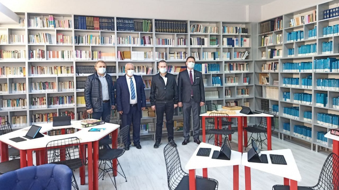 Mimar Sinan Mesleki ve Teknik Anadolu Lisesi'ne Z-Kütüphane kuruldu